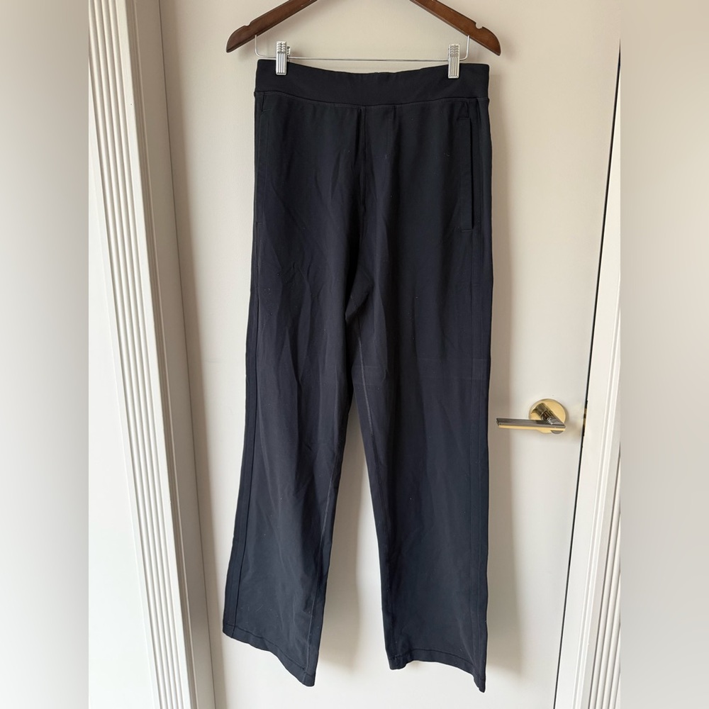Women’s Lululemon Straight Leg Pants